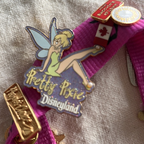 Disney pins , olympic and some others - selling together - Picture 6 of 8